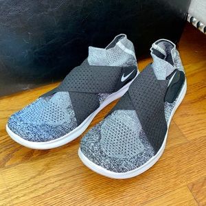 Nike Free Run Natural Sneakers